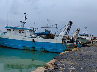 pesca-lega-da-ue-nuove-sanzioni-e-telecamere-sui-pescherecci