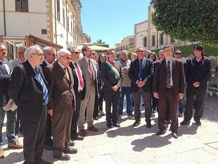 castelvetrano-il-vice-ministro-riccardo-nencini-in-visita-incontra-il-sindaco