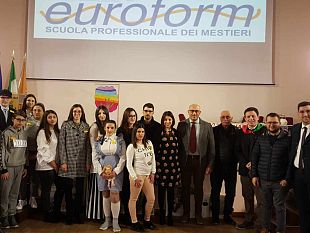 video-le-voci-della-memoria-per-non-dimenticare-la-shoah-e-i-partigiani-internati