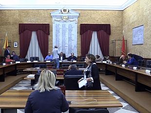 marsala-il-consiglio-comunale-dedica-la-seduta-alle-interrogazioni-poi-la-caduta-del-numero-legale