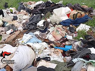 trapani/erice-getta-rifiuti-in-un-terreno-privato-sanzionato-dai-carabinieri