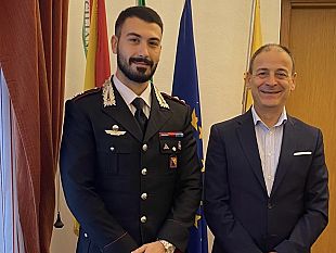 il-sindaco-quinci-incontra-il-tenente-scognamiglio-comandante-facente-funzioni-dei-carabinieri-di-mazara