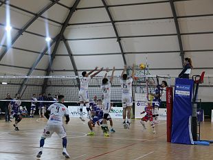 scalia-volley-sciacca-battuta-darresto-a-letojanni