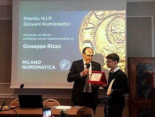 premio-per-la-diffusione-della-cultura-numismatica-al-giovane-castelvetranese-giuseppe-rizzo
