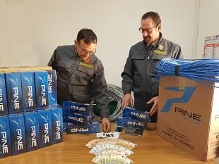 mazara-arrestato-tunisino-trovato-in-possesso-di-100-stecche-di-sigarette-di-contrabbando-e-80-chilogrammi-di-rame-rubato