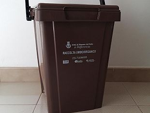 mazara-venerdi-riprende-la-raccolta-dellumido-esporre-i-mastelli-entro-la-serata-di-giovedi