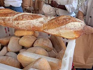 la-fatica-del-lavoro-il-profumo-del-pane-che-sa-di-onesta