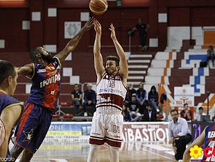 pallacanestro-trapani-i-granata-battono-la-capolista-contro-casale-finisce-98-92