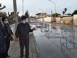 fogna-a-cielo-aperto-in-un-tratto-della-via-bessarione