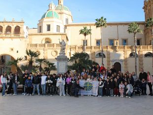 mazara-i-ragazzi-dellazione-cattolica-alla-scoperta-degli-altari-di-san-giuseppe