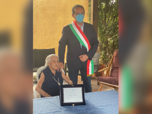 nonna-maria-cudia-ha-compiuto-100-anni
