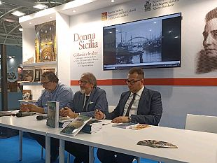 presentato-al-salone-del-libro-di-torino-ammare-il-nuovo-libro-di-r-marrone-e-g-messina