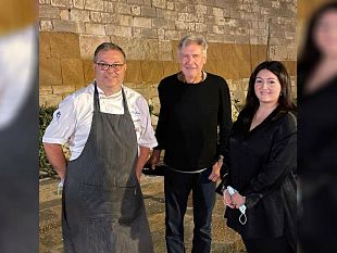 trapani-sorpresa-harrison-ford-lattore-cena-in-un-ristorante-del-centro
