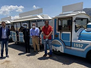 baia-santa-margherita-inaugurato-il-trenino-turistico