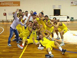 il-basket-mazara-centra-la-storica-promozione-in-dnc