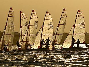 conclusa-la-i-regata-nazionale-29er-a-sferracavallo-a-villa-niscemi-serata-dedicata-alla-promozione-del-territorio