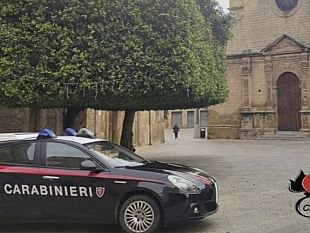 castelvetrano-in-auto-senza-patente-assicurazione-e-con-droga-in-tasca-arrestato-straniero