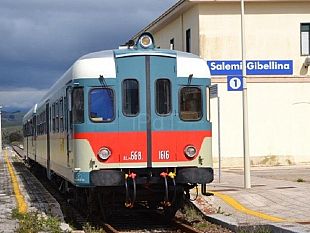 gibellina-ordinanza-urgente-per-il-taglio-di-rami-vicino-la-rete-ferroviaria