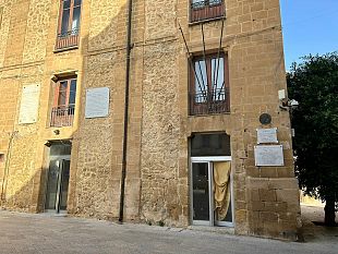 al-piano-terra-di-palazzo-pignatelli-un-dormitorio-clandestino