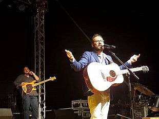 mario-incudine-e-il-nuovo-direttore-artistico-del-cine-teatro-olimpia-di-campobello