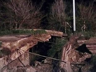 a-salemi-crolla-un-ponte-sulla-ss-188-nei-pressi-dello-svincolo-dell-a-29