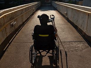 tenta-di-uccidere-il-figlio-invalido-donna-arrestata