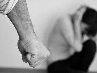 vita-tenta-di-violentare-la-propria-moglie-uomo-condannato-ad-1-anno-e-8-mesi-di-carcere