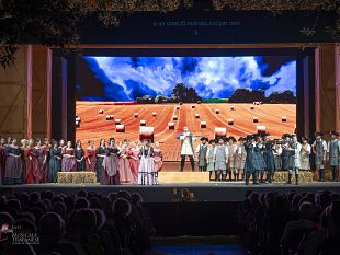 trapani-successo-per-lelisir-damore-al-luglio-musicale-applausi-e-teatro-gremito