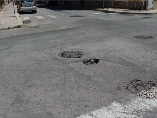 trapani-profonda-buca-allincrocio-delle-vie-alcamo-e-lonero