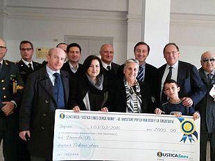 premiato-oggi-a-favignana-il-vincitore-del-concorso-per-dare-un-nome-nuovo-all-ustica-lines