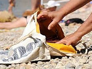 erice-furto-in-spiaggia-a-san-giuliano