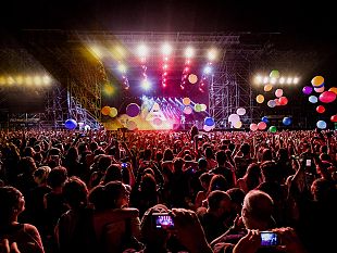 marsala-musica-al-chiuso-e-allaperto-limiti-e-orari-sono-gia-disciplinati-causa-covid-nessuna-deroga-per-la-notte-di-ferragosto