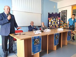 lions-club-service-cane-guida-due-occhi-e-quattro-zampe-per-chi-non-vede