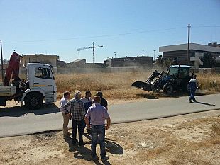 il-comune-acquista-due-nuovi-mezzi-avviata-pulizia-nell-area-del-porto-nuovo