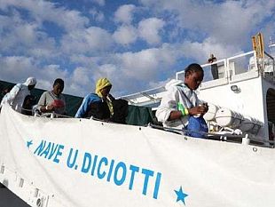 oggi-ludienza-per-i-due-extracomunitari-fermati-dalla-polizia-per-i-tafferugli-sulla-nave-u-diciotti