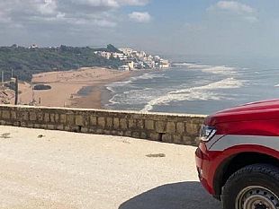 fiamme-al-parco-archeologico-di-selinunte-evacuati-turisti-e-personale