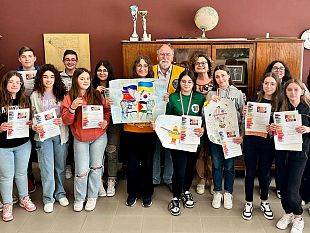 mazara-ic-pirandello-premiati-gli-studenti-che-hanno-partecipato-al-concorso-artistico-un-poster-per-la-pace