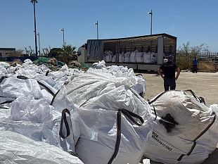 mazara-nuove-reti-da-pesca-in-partenza-per-lucraina-diventano-scudi-contro-i-droni