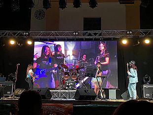 ultime-della-sera-la-rivoluzione-parte-dalle-ragazze