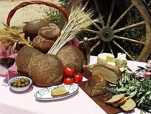 quattro-chiacchiere-con-sua-maesta-il-pane-nero-di-castelvetrano