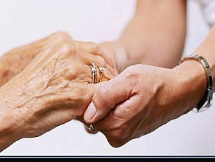 alcamo-pubblicato-lavviso-vicino-agli-anziani-servizio-di-assistenza-domiciliare-anziani