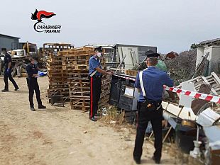 alcamo-controlli-straordinari-del-territorio-i-carabinieri-sequestrano-una-discarica-abusiva