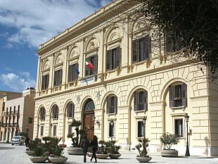 la-citta-di-trapani-si-prepara-per-le-festivita-natalizie-e-di-fine-anno