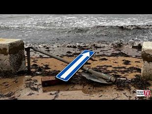 petrosino-maltempo-mareggiate-e-vento-fortissimo-sferzano-il-lungomare-biscione