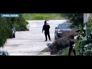 mazara-arrestati-padre-e-figlio-17enne-nascondevano-cocaina-e-una-pistola