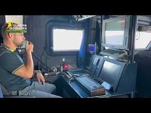 video-pesca-a-strascico-nellarea-marina-protetta-delle-egadi-denunciato-comandante-di-un-peschereccio