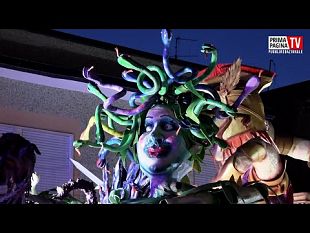 mazara/il-sindaco-anastasi-taglia-il-nastro-per-linizio-del-carnevale-petrosileno-2025