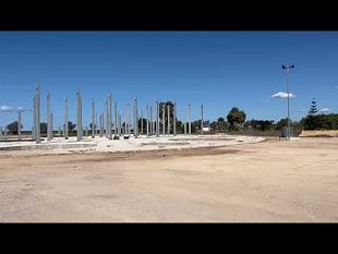 marsala-teatro-a-mare-lopera-che-oscura-il-paesaggio-e-preoccupa-gli-ambientalisti