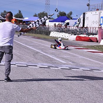 /images/0/0/00-mattia-campione2.jpg