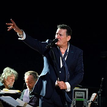 /images/0/7/07-tony-hadley2.jpg
